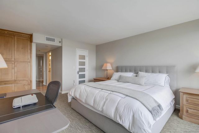 1750 Avenida Del Mundo 402, Coronado, CA 92118