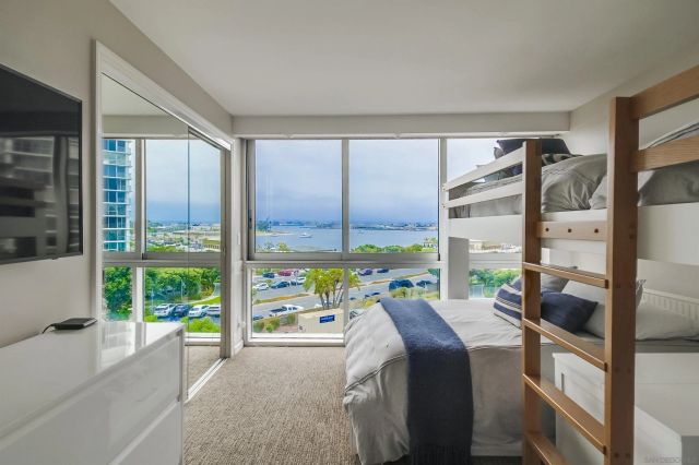 1750 Avenida Del Mundo 402, Coronado, CA 92118