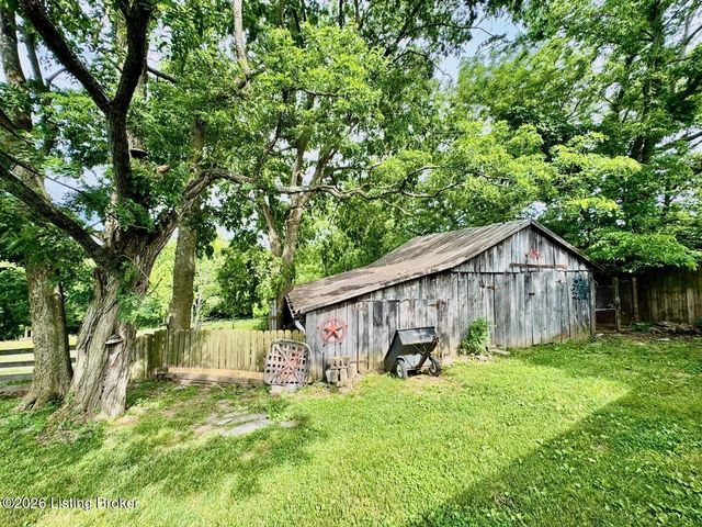 96 Shields Ln, Willisburg, KY 40078