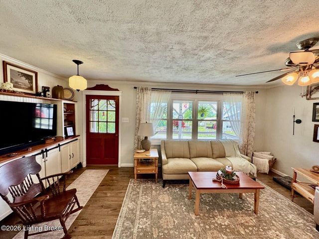 96 Shields Ln, Willisburg, KY 40078