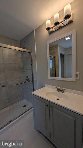 4 BORATEN RD, Royersford, PA 19468