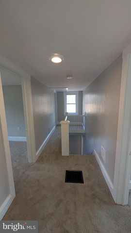 4 BORATEN RD, Royersford, PA 19468