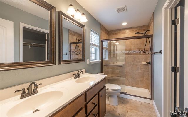 105 Iron Court, St Robert, MO 65584