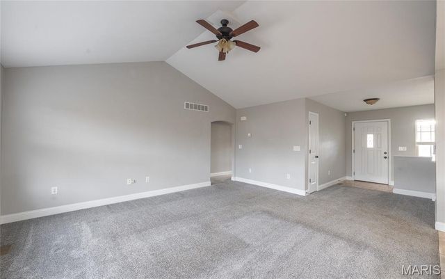 105 Iron Court, St Robert, MO 65584