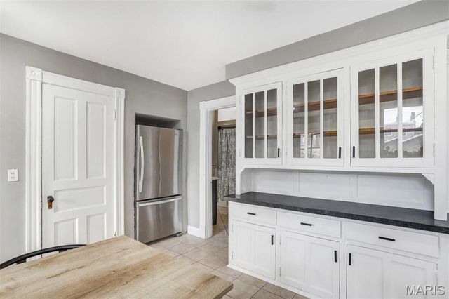 3204 Dakota Street, St Louis, MO 63111