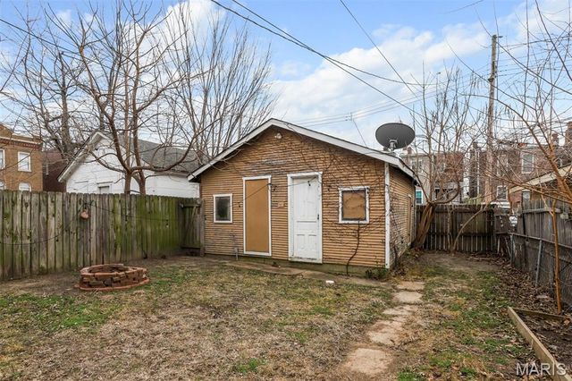 3204 Dakota Street, St Louis, MO 63111