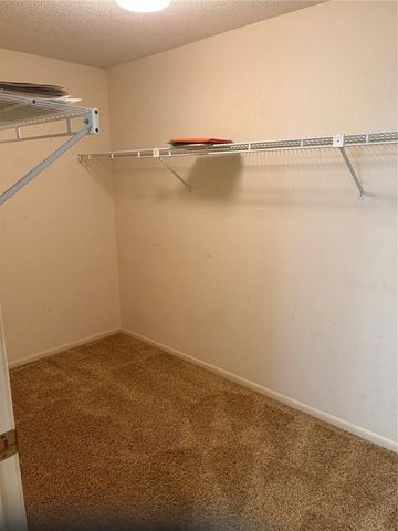 190 Cottage Grove Avenue SE 108, Cedar Rapids, IA 52403