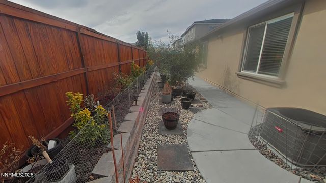 1241 Alfalfa Drive, Sparks, NV 89436