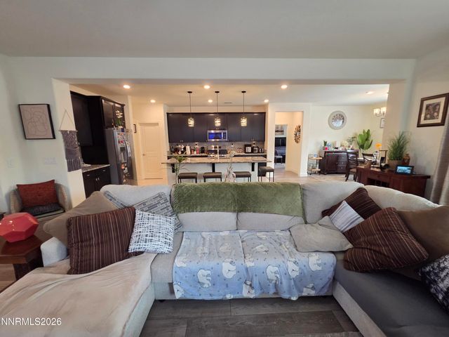 1241 Alfalfa Drive, Sparks, NV 89436