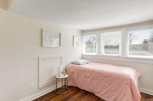 1321 N Brookfield Street, South Bend, IN 46628