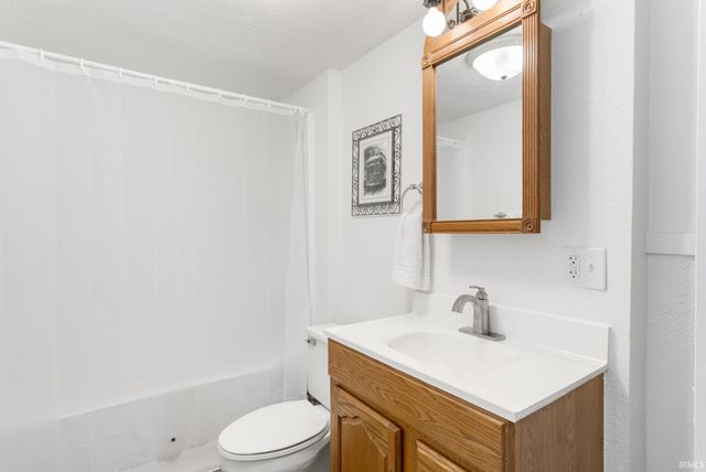 1321 N Brookfield Street, South Bend, IN 46628