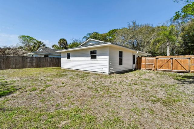 215 BRADBURY AVENUE, Oak Hill, FL 32759