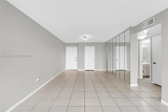 9280 Fontainebleau Blvd 505, Miami, FL 33172