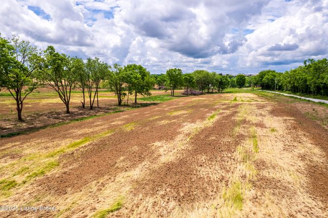 2118 Old Finchville Rd, Shelbyville, KY 40065