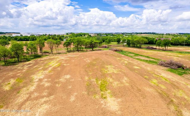 2118 Old Finchville Rd, Shelbyville, KY 40065