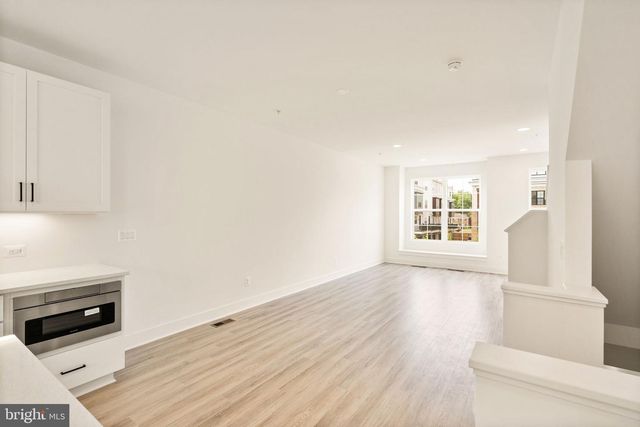 7381 OLD AIRFIELD LN, Falls Church, VA 22042