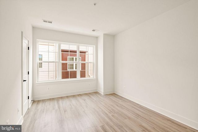 7381 OLD AIRFIELD LN, Falls Church, VA 22042