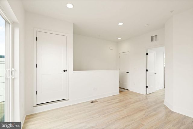 7381 OLD AIRFIELD LN, Falls Church, VA 22042