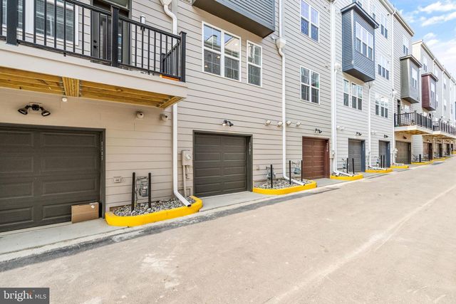 7381 OLD AIRFIELD LN, Falls Church, VA 22042