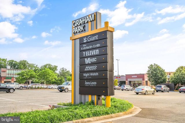7381 OLD AIRFIELD LN, Falls Church, VA 22042