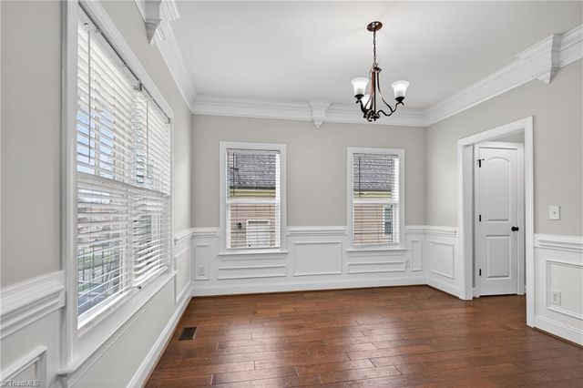 3439 Grandview Crossing Lane, Pfafftown, NC 27040