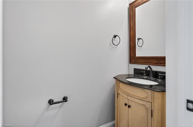 3439 Grandview Crossing Lane, Pfafftown, NC 27040