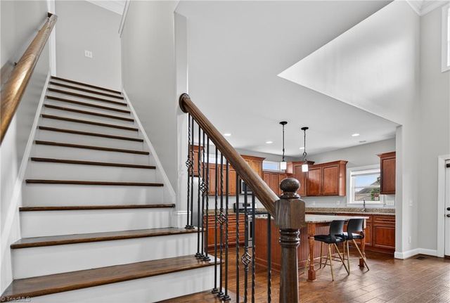 3439 Grandview Crossing Lane, Pfafftown, NC 27040