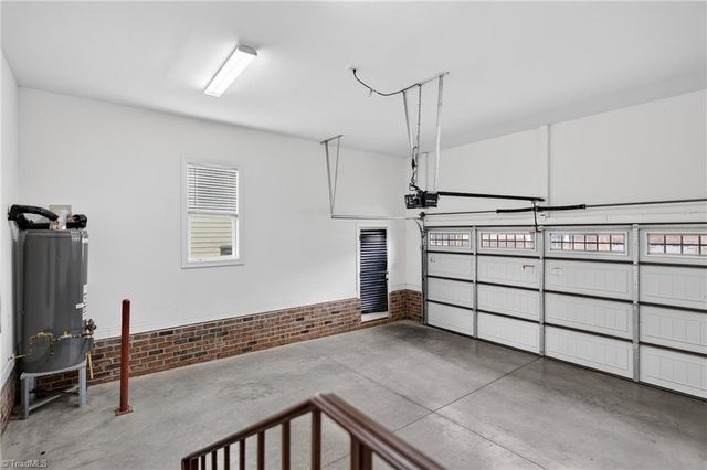 3439 Grandview Crossing Lane, Pfafftown, NC 27040