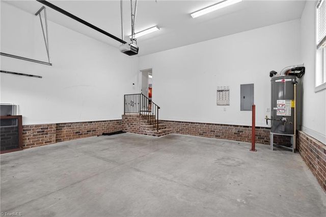 3439 Grandview Crossing Lane, Pfafftown, NC 27040