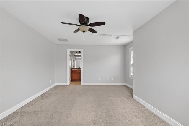 3439 Grandview Crossing Lane, Pfafftown, NC 27040