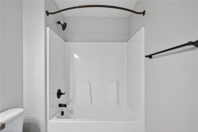 3439 Grandview Crossing Lane, Pfafftown, NC 27040