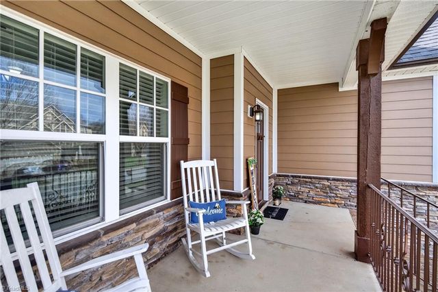 3439 Grandview Crossing Lane, Pfafftown, NC 27040