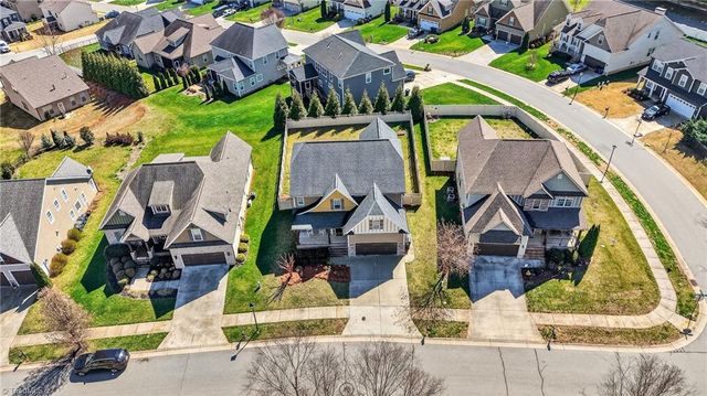 3439 Grandview Crossing Lane, Pfafftown, NC 27040