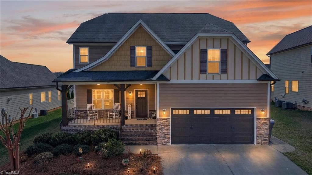 3439 Grandview Crossing Lane, Pfafftown, NC 27040