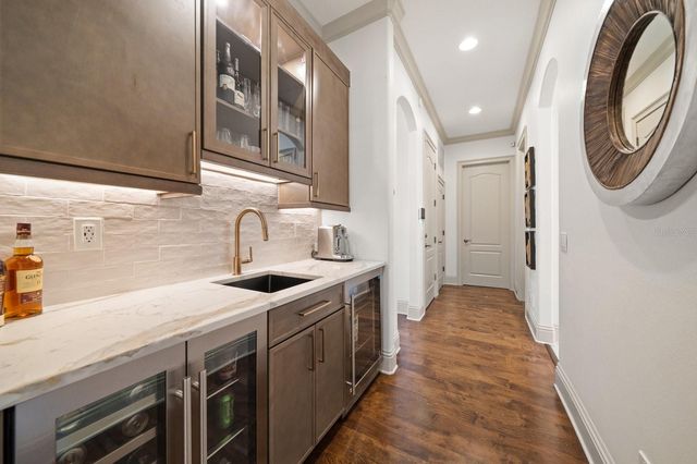 3 FORMOSA AVENUE, Tampa, FL 33606