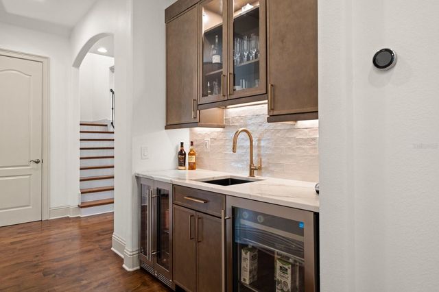 3 FORMOSA AVENUE, Tampa, FL 33606