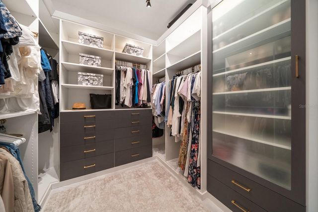 3 FORMOSA AVENUE, Tampa, FL 33606