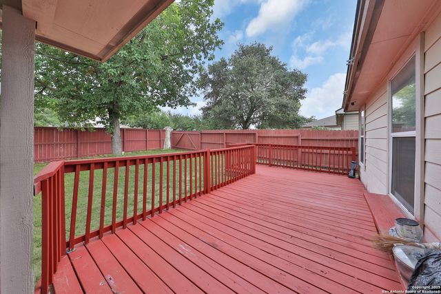 1427 DIAMOND BLF, San Antonio, TX 78251