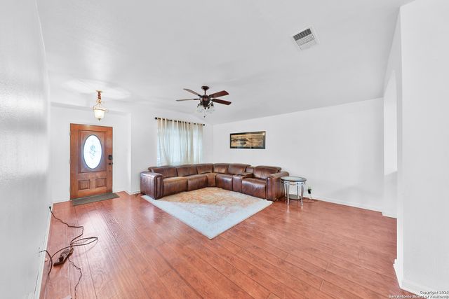 1427 DIAMOND BLF, San Antonio, TX 78251