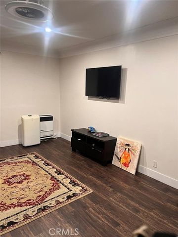 1205 W 57th, Los Angeles, CA 90037