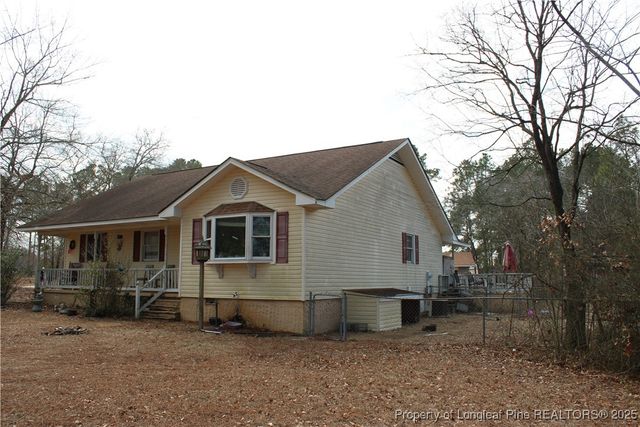 2333 Lake Upchurch Drive, Parkton, NC 28371