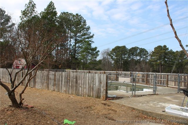 2333 Lake Upchurch Drive, Parkton, NC 28371