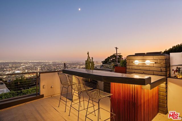 8937 Appian Way, Los Angeles, CA 90046