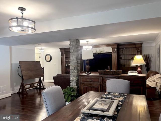383 EL VISTA DR, Hanover, PA 17331