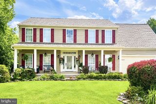 383 EL VISTA DR, Hanover, PA 17331