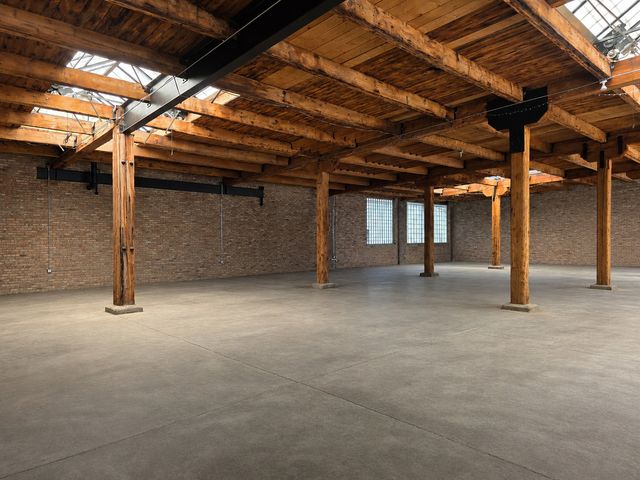 1686 N Ada Street, Chicago, IL 60642