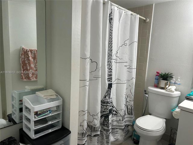 17901 NW 68th Avenue T101, Hialeah, FL 33015