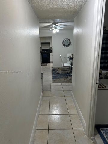 17901 NW 68th Avenue T101, Hialeah, FL 33015