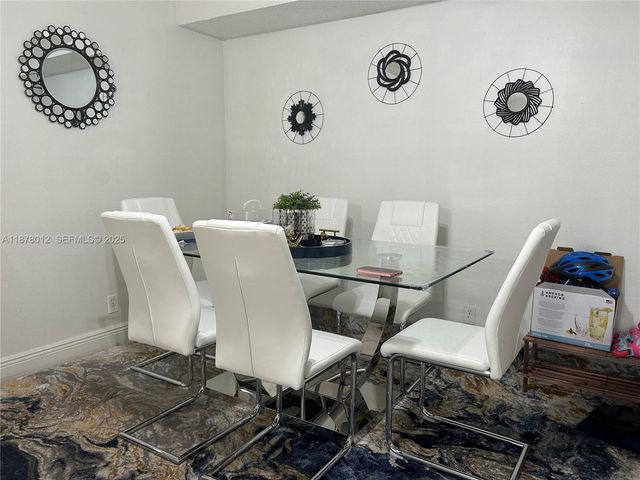 17901 NW 68th Avenue T101, Hialeah, FL 33015
