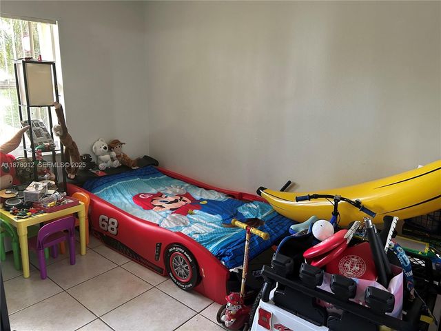 17901 NW 68th Avenue T101, Hialeah, FL 33015